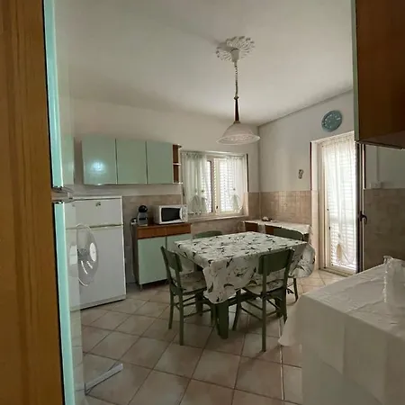 아파트 Pirrio'S Apartment *